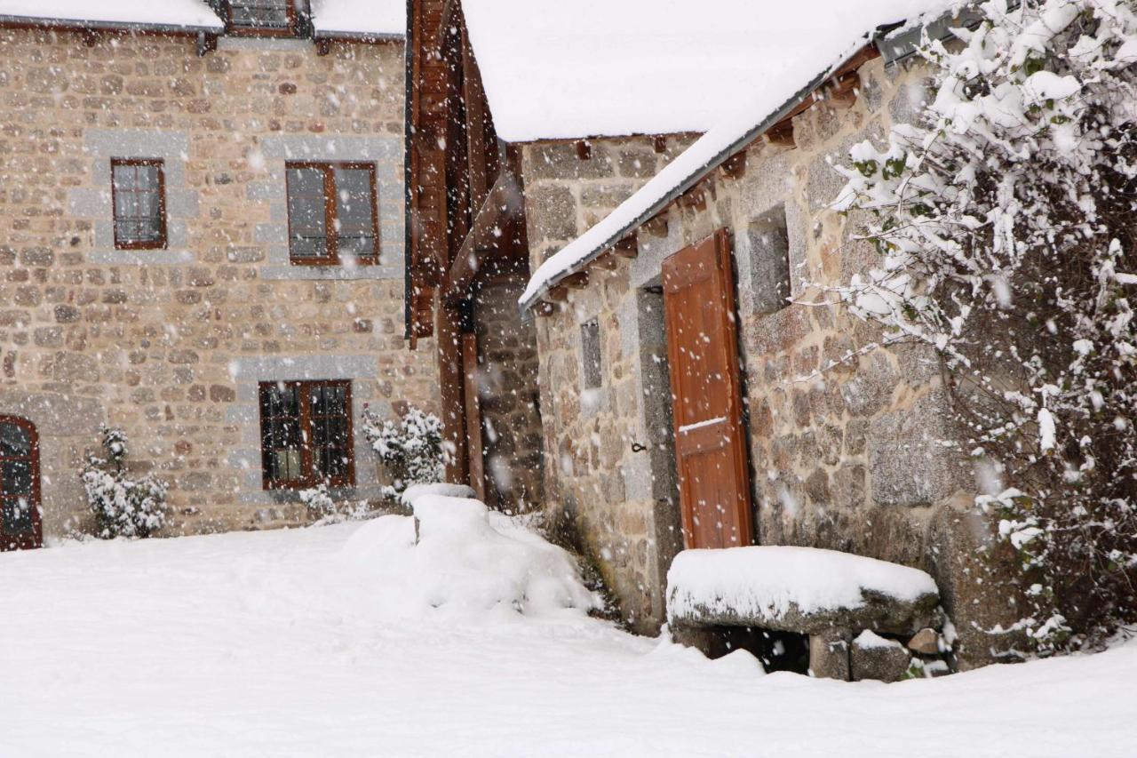 Le Petit Chateau Du Villard Le Malzieu-Forain Exterior foto